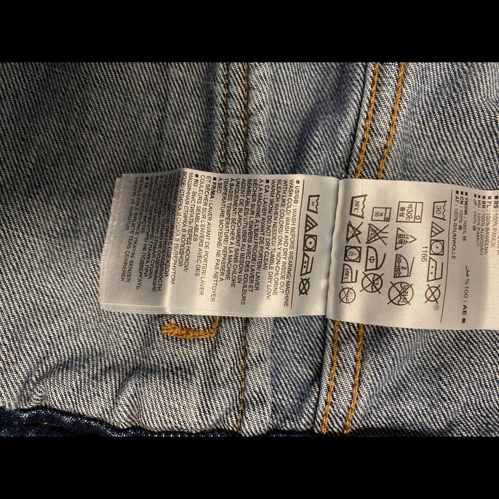 Gap Jean Jacket - image 5